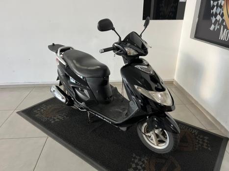 SUZUKI Burgman 125 , Foto 3