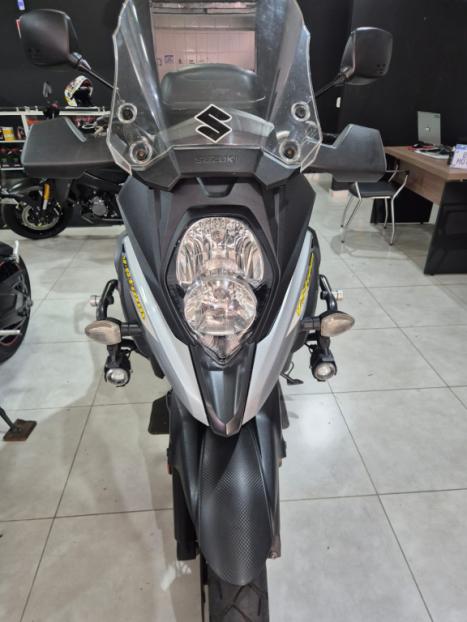 SUZUKI V-Strom DL 650 XT, Foto 17