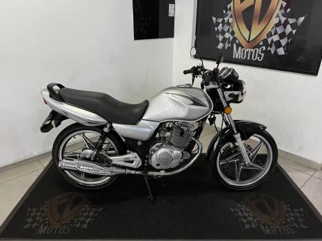 SUZUKI Yes 125 EN, Foto 1