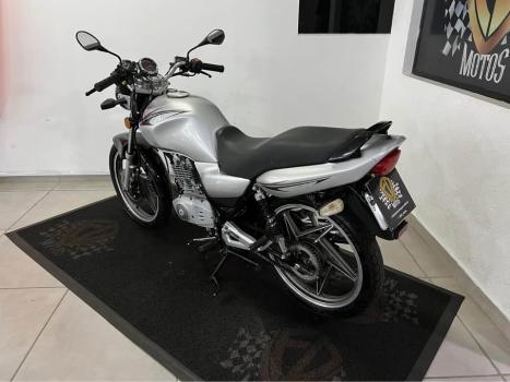 SUZUKI Yes 125 EN, Foto 4