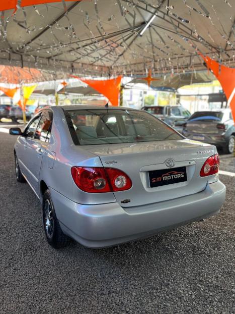 TOYOTA Corolla 1.6 16V 4P XLI, Foto 8