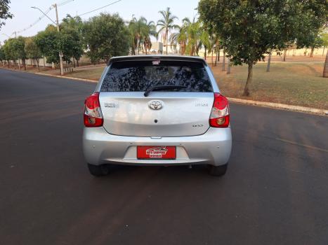 TOYOTA Etios Hatch 1.5 16V 4P FLEX XS, Foto 6