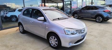 TOYOTA Etios Hatch 1.5 16V 4P FLEX XS, Foto 2