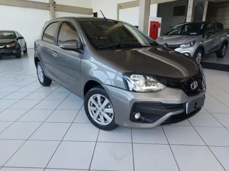 TOYOTA Etios Hatch 1.5 16V 4P FLEX X PLUS AUTOMTICO, Foto 1