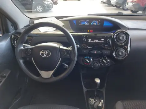 TOYOTA Etios Hatch 1.5 16V 4P FLEX X PLUS AUTOMTICO, Foto 11