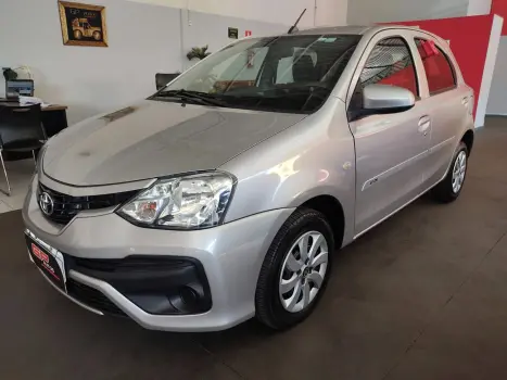 TOYOTA Etios Hatch 1.3 16V 4P FLEX X, Foto 3