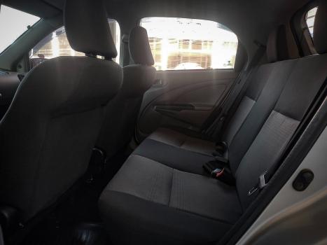 TOYOTA Etios Hatch 1.3 16V 4P FLEX XS, Foto 9