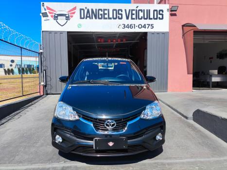 TOYOTA Etios Hatch 1.5 16V 4P FLEX PLATINUM AUTOMTICO, Foto 2