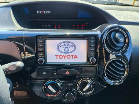 TOYOTA Etios Hatch 1.5 16V 4P FLEX PLATINUM AUTOMTICO, Foto 12