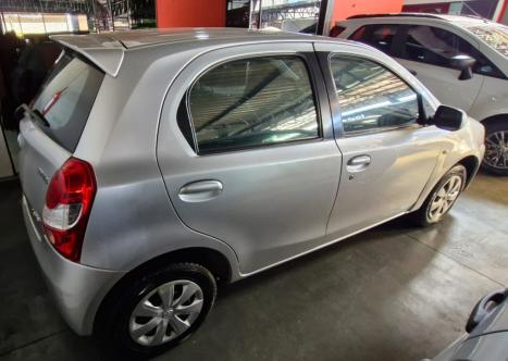 TOYOTA Etios Hatch 1.3 16V 4P FLEX XS, Foto 5