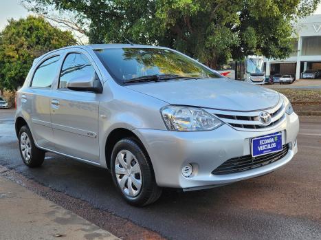 TOYOTA Etios Hatch 1.3 16V 4P FLEX X, Foto 1