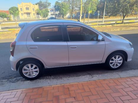 TOYOTA Etios Hatch 1.5 16V 4P FLEX X PLUS AUTOMTICO, Foto 8