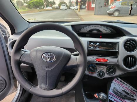 TOYOTA Etios Hatch 1.3 16V 4P FLEX X, Foto 13