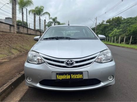 TOYOTA Etios Sedan 1.5 16V 4P FLEX X, Foto 2