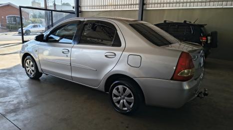 TOYOTA Etios Sedan 1.5 16V 4P FLEX XS, Foto 3