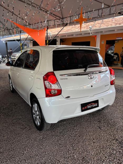 TOYOTA Etios Sedan 1.5 16V 4P FLEX XLS AUTOMTICO, Foto 9