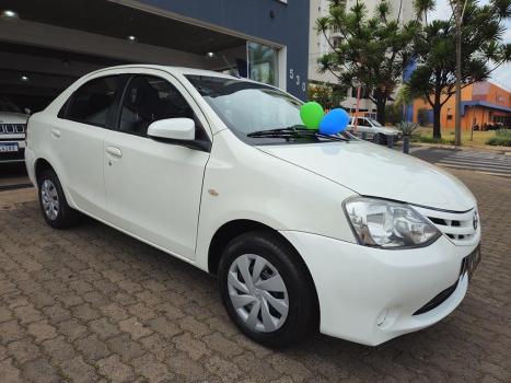 TOYOTA Etios Sedan 1.5 16V 4P FLEX XS AUTOMTICO, Foto 2