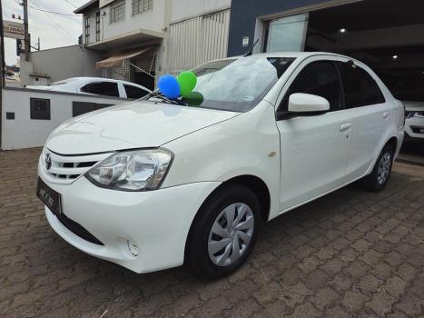 TOYOTA Etios Sedan 1.5 16V 4P FLEX XS AUTOMTICO, Foto 3