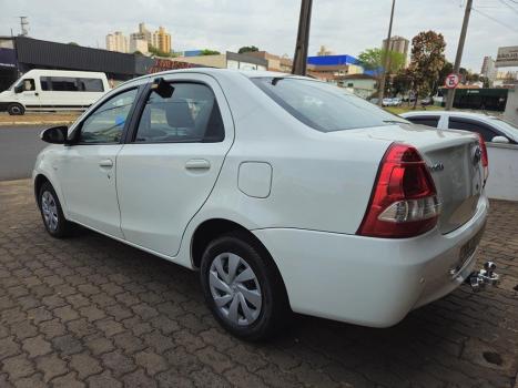 TOYOTA Etios Sedan 1.5 16V 4P FLEX XS AUTOMTICO, Foto 6