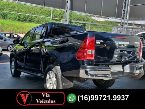 TOYOTA Hilux , Foto 3