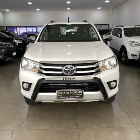 TOYOTA Hilux Caminhonete 2.7 16V 4P SRV FLEX CABINE DUPLA AUTOMTICO, Foto 5