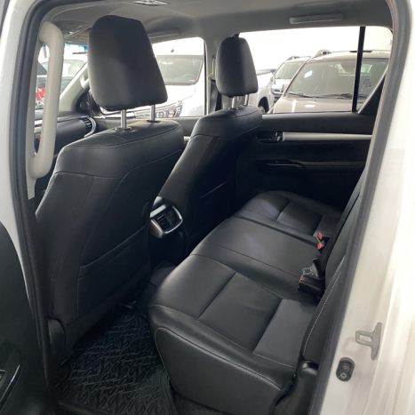 TOYOTA Hilux Caminhonete 2.7 16V 4P SRV FLEX CABINE DUPLA AUTOMTICO, Foto 12