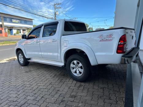 TOYOTA Hilux Caminhonete 3.0 4P SRV DIESEL CABINE DUPLA, Foto 8
