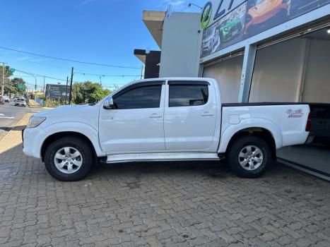 TOYOTA Hilux Caminhonete 3.0 4P SRV DIESEL CABINE DUPLA, Foto 10