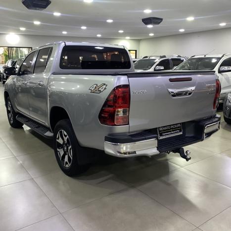 TOYOTA Hilux Caminhonete 2.8 16V SRX 4X4 TURBO DIESEL CABINE DUPLA AUTOMTICO, Foto 3