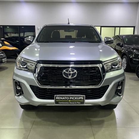 TOYOTA Hilux Caminhonete 2.8 16V SRX 4X4 TURBO DIESEL CABINE DUPLA AUTOMTICO, Foto 5