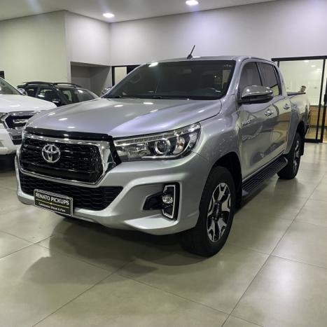 TOYOTA Hilux Caminhonete 2.8 16V SRX 4X4 TURBO DIESEL CABINE DUPLA AUTOMTICO, Foto 9