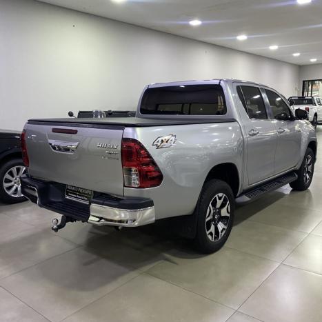TOYOTA Hilux Caminhonete 2.8 16V SRX 4X4 TURBO DIESEL CABINE DUPLA AUTOMTICO, Foto 10