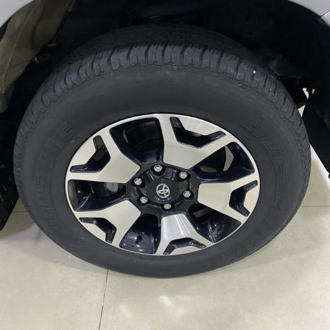 TOYOTA Hilux Caminhonete 2.8 16V SRX 4X4 TURBO DIESEL CABINE DUPLA AUTOMTICO, Foto 18