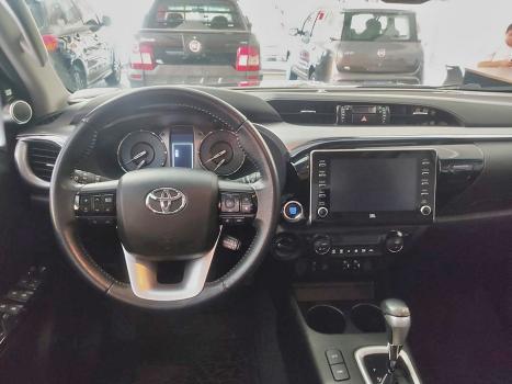TOYOTA Hilux Caminhonete 2.8 16V SRX 4X4 DIESEL CABINE DUPLA AUTOMTICO, Foto 6