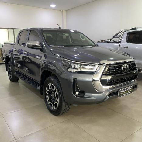 TOYOTA Hilux Caminhonete 2.8 16V SRX 4X4 TURBO DIESEL CABINE DUPLA AUTOMTICO, Foto 1