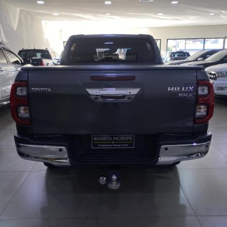 TOYOTA Hilux Caminhonete 2.8 16V SRX 4X4 TURBO DIESEL CABINE DUPLA AUTOMTICO, Foto 8