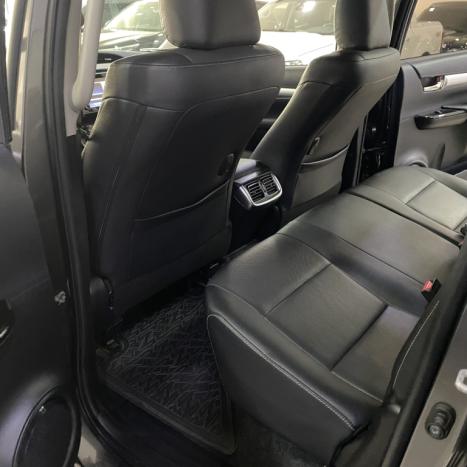 TOYOTA Hilux Caminhonete 2.8 16V SRX 4X4 TURBO DIESEL CABINE DUPLA AUTOMTICO, Foto 17