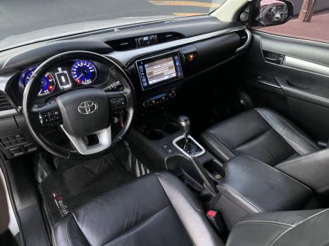 TOYOTA Hilux Caminhonete 2.8 16V SRV 4X4 DIESEL CABINE DUPLA AUTOMTICO, Foto 6