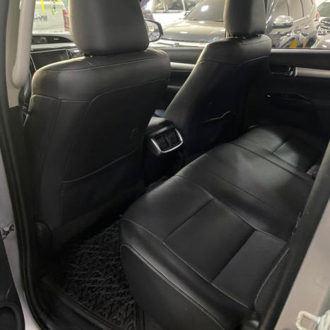 TOYOTA Hilux Caminhonete 2.8 16V SRV 4X4 DIESEL CABINE DUPLA AUTOMTICO, Foto 16