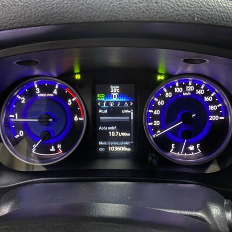TOYOTA Hilux Caminhonete 2.8 16V SRV 4X4 DIESEL CABINE DUPLA AUTOMTICO, Foto 19