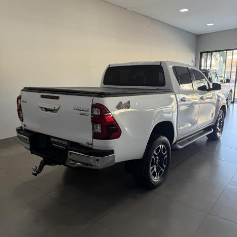 TOYOTA Hilux Caminhonete 2.8 16V SRX 4X4 TURBO DIESEL CABINE DUPLA AUTOMTICO, Foto 5