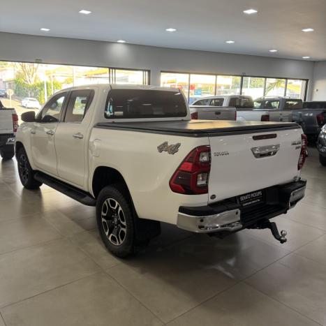 TOYOTA Hilux Caminhonete 2.8 16V SRX 4X4 TURBO DIESEL CABINE DUPLA AUTOMTICO, Foto 9