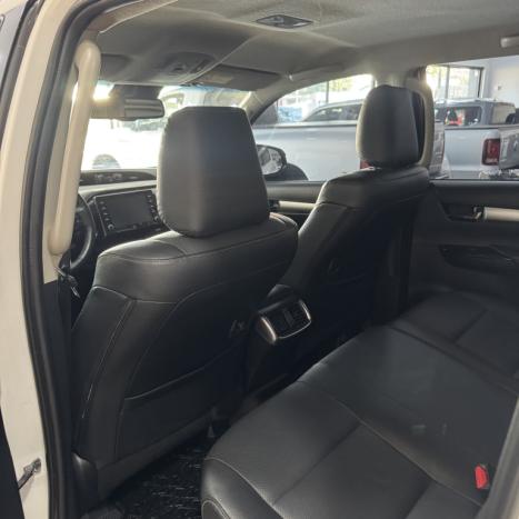 TOYOTA Hilux Caminhonete 2.8 16V SRX 4X4 TURBO DIESEL CABINE DUPLA AUTOMTICO, Foto 11