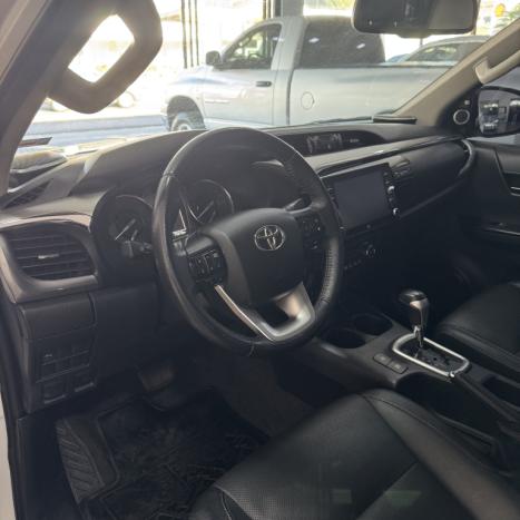 TOYOTA Hilux Caminhonete 2.8 16V SRX 4X4 TURBO DIESEL CABINE DUPLA AUTOMTICO, Foto 14