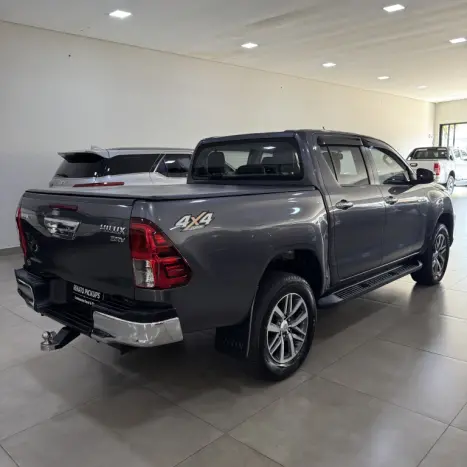 TOYOTA Hilux Caminhonete 2.8 16V SRV 4X4 DIESEL CABINE DUPLA AUTOMTICO, Foto 6