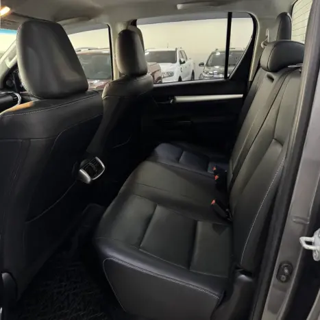 TOYOTA Hilux Caminhonete 2.8 16V SRV 4X4 DIESEL CABINE DUPLA AUTOMTICO, Foto 13
