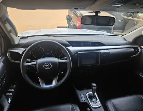 TOYOTA Hilux Caminhonete 2.8 16V SRV 4X4 DIESEL CABINE DUPLA AUTOMTICO, Foto 7