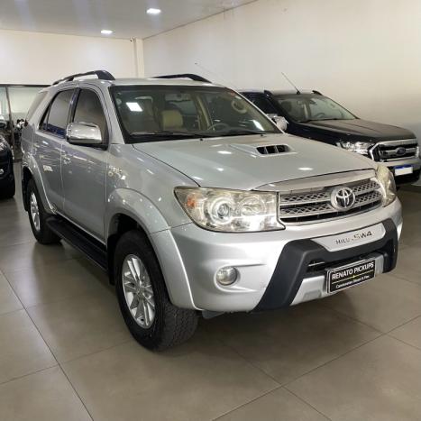 TOYOTA Hilux SW4 3.0 V6 12V 4P SRV TURBO DIESEL AUTOMTICO, Foto 1