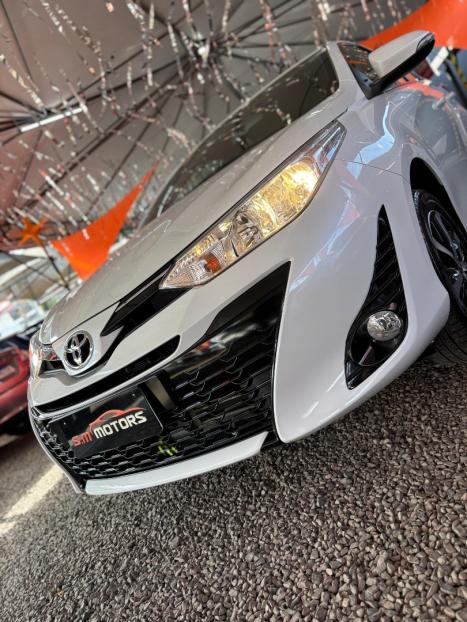 TOYOTA Yaris Hatch 1.5 16V 4P FLEX XS CONNECT MULTIDRIVE AUTOMTICO CVT, Foto 4