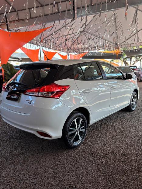 TOYOTA Yaris Hatch 1.5 16V 4P FLEX XS CONNECT MULTIDRIVE AUTOMTICO CVT, Foto 5